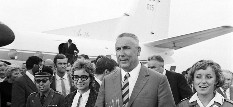 Tak wygląda grób Edwarda Gierka. Obok tego nie da się przejść obojętnie [FOTO]