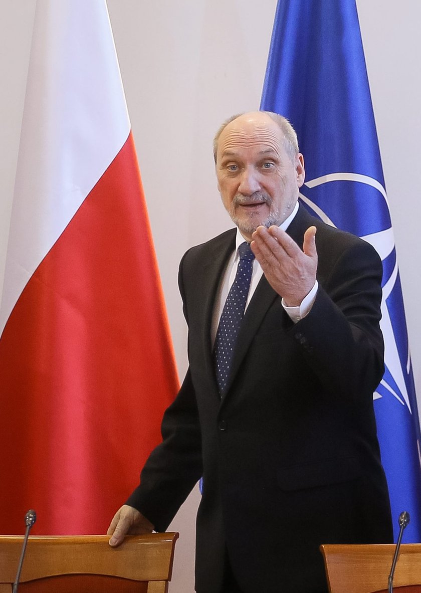 Macierewicz plecie bzdury w Radiu Maryja