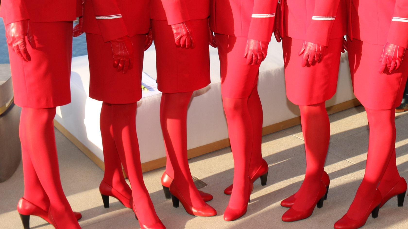 Austrian Airlines'ın Kult Accessoires'i: Kırmızı Çoraplar