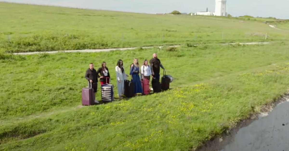 Bevándorlásellenes szereplőkkel járatják végig a migrációs útvonalakat egy új valóságshow-ban