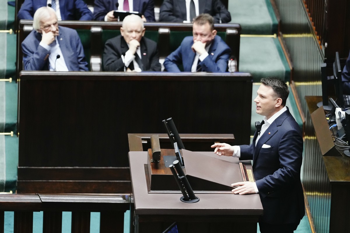 Pakt senacki na prawicy? Kaczyński odpowiada na propozycje Mentzena