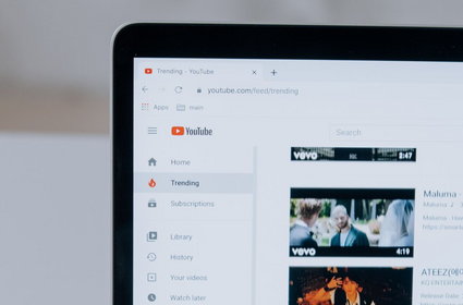 YouTube wprowadzi wydłużone reklamy, których nie będzie można przewijać