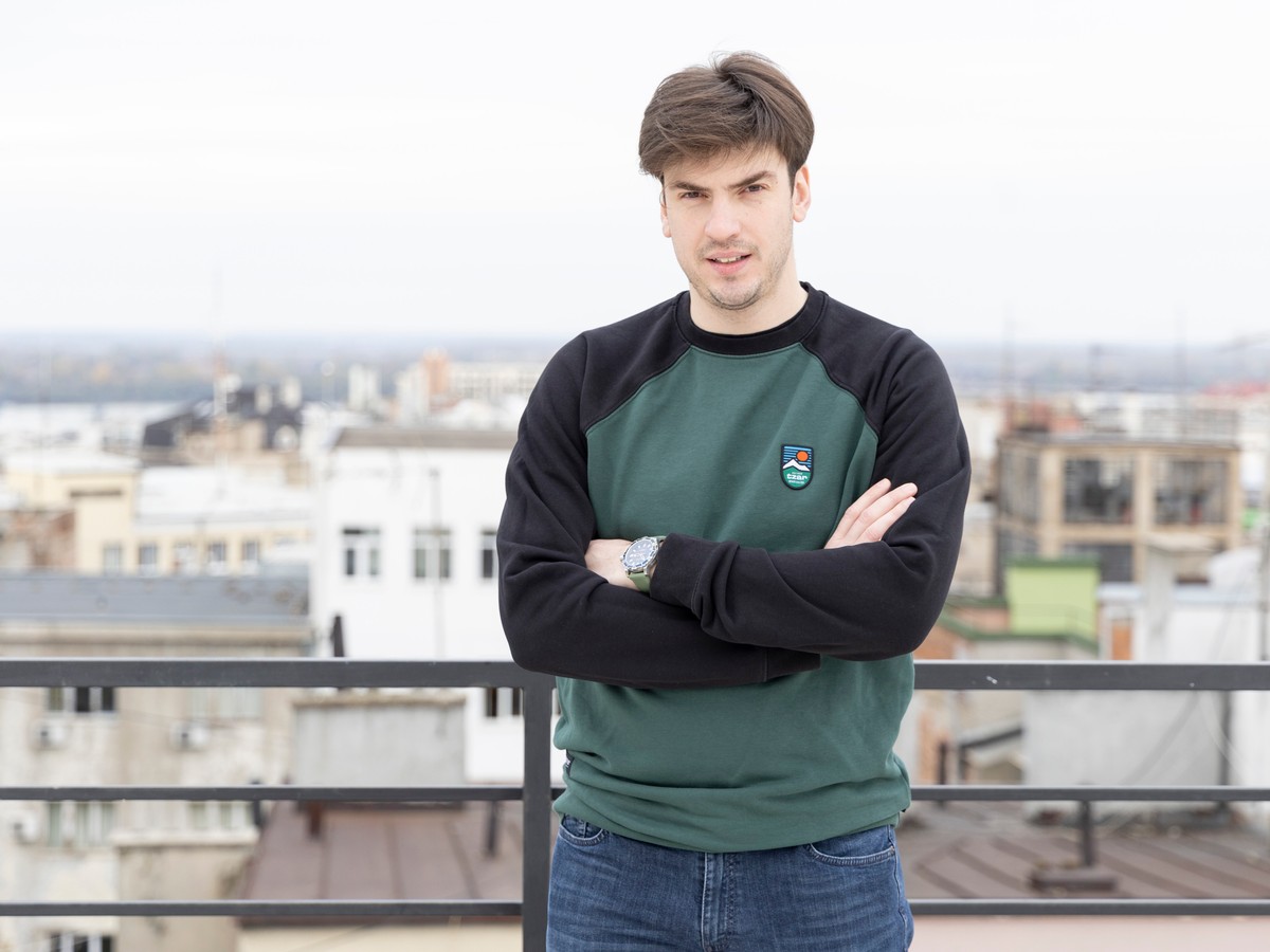 "IMAO SAM 5 I PO GODINA" Našem glumcu gubitak oca potpuno promenio život, a onda je usledio još jedan udarac: "Ne mogu da zamislim kroz šta je sve prošla"