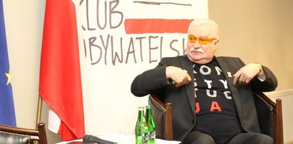 Lech Wałęsa w Rzeszowie o swojej koszulce: "Pochowacie mnie w niej"