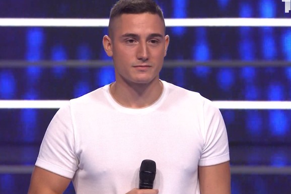 ŠOK ODLUKA PEVAČA Napustio Zvezde Granda! Naprasno doneo odluku, pa se oglasio: "Nisam više u takmičenju"