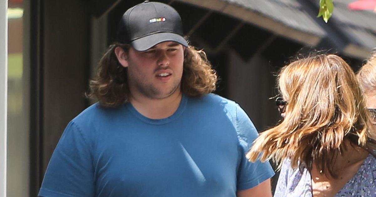 Arnold Schwarzenegger’s Son Loses 113 kg: See His Transformation