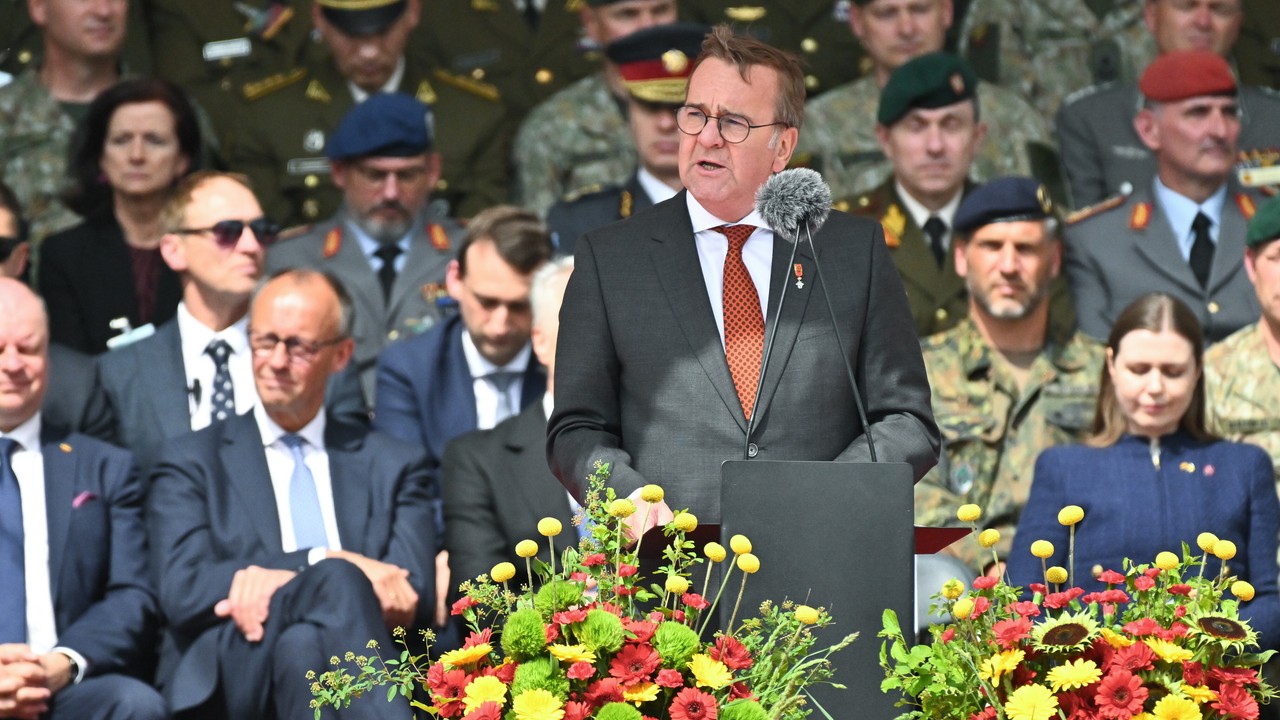 Minister obrony Niemiec: możemy przywrócić obowiązkową służbę wojskową