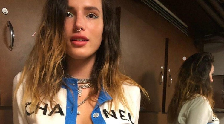 Bella Thorne újra leszbikus