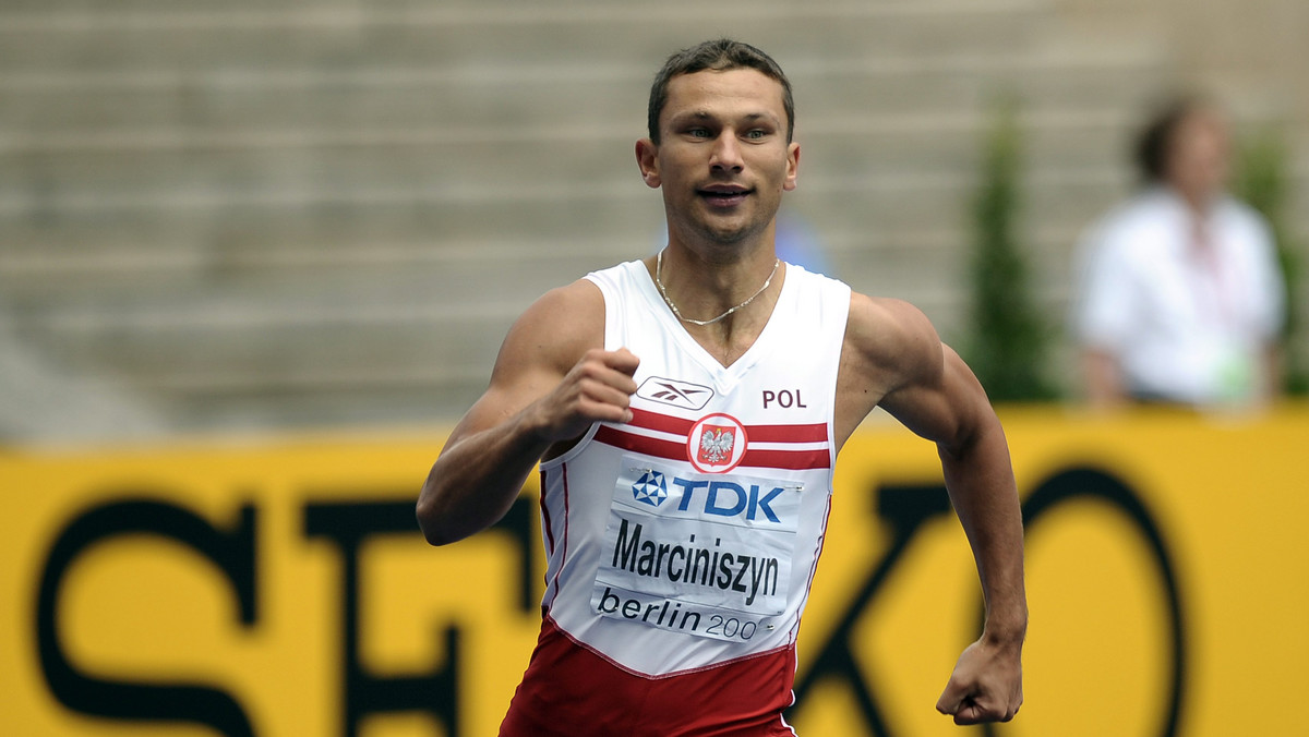 Marcin Marciniszyn, Piotr Klimczak i Kacper Kozłowski zapewnili sobie awans do półfinału w konkurencji biegu na 400 m mężczyzn podczas pierwszego dnia 20. Mistrzostw Europy w Lekkiej Atletyce 2010, które rozgrywane są w hiszpańskiej Barcelonie.