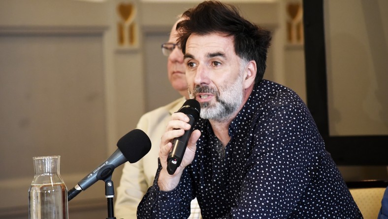 Radosław Krzyżowski: będziemy próbowali robić wolny teatr, dopóki będzie to  możliwe [WYWIAD] - Wywiad i artykuły