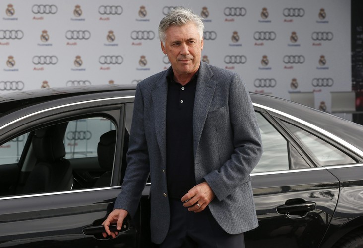 Piłkarze Realu Madryt dostali od audi nowe samochody