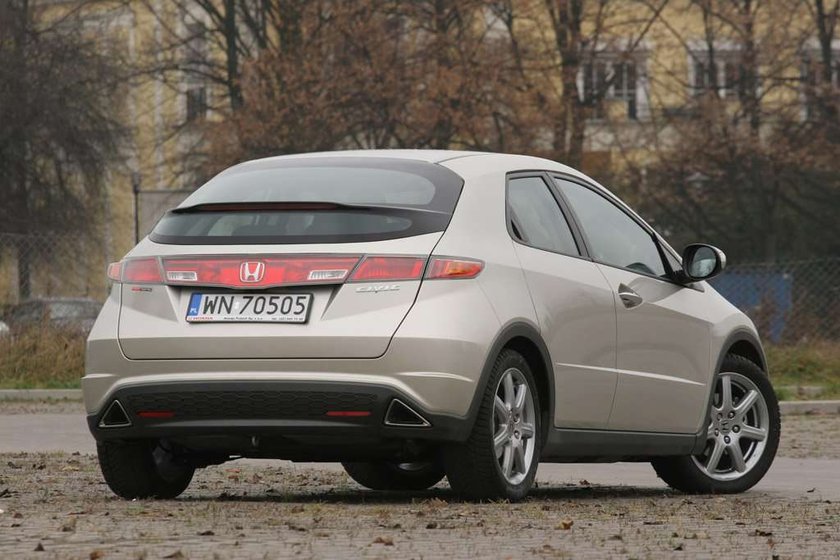 Honda Civic kontra Seat Leon i VW Golf: oto trzy sposoby na sukces