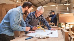 aktywnosc zawodowa emerytura ulgi podwyzki zus