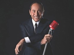 Po pół wieku Paul Anka znów śpiewa świąteczne hity