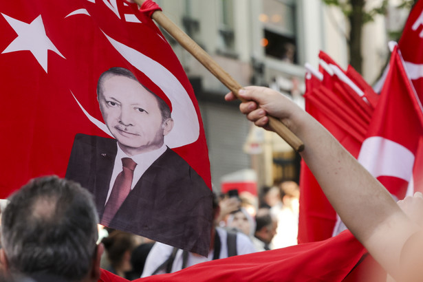 Zwolennicy Erdogana podczas wyborów w Turcji