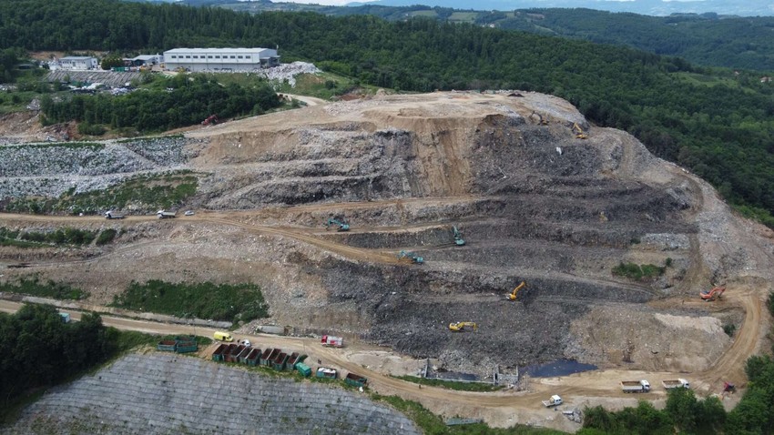 Ugašen požar na deponiji "Duboko" u Užicu