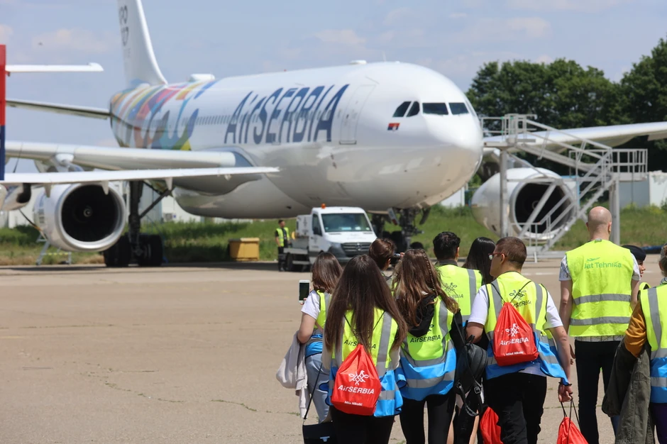 Moj prvi let Er Srbijom