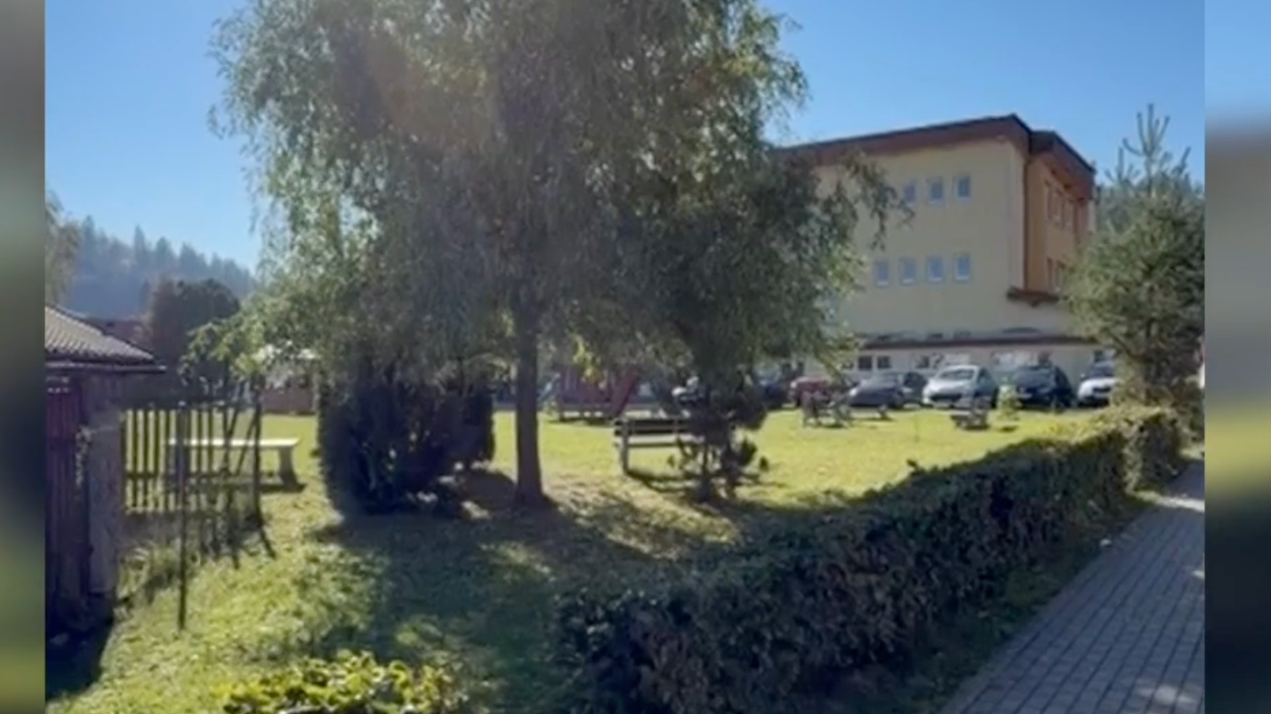 K útoku na ZŠ v Staškove došlo v utorok 29. septembra.