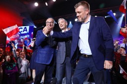 Lewica wraca do parlamentu. Zandberg: Kaczyński ma problem, bo będzie w Sejmie opozycja, której będzie się chciało walczyć