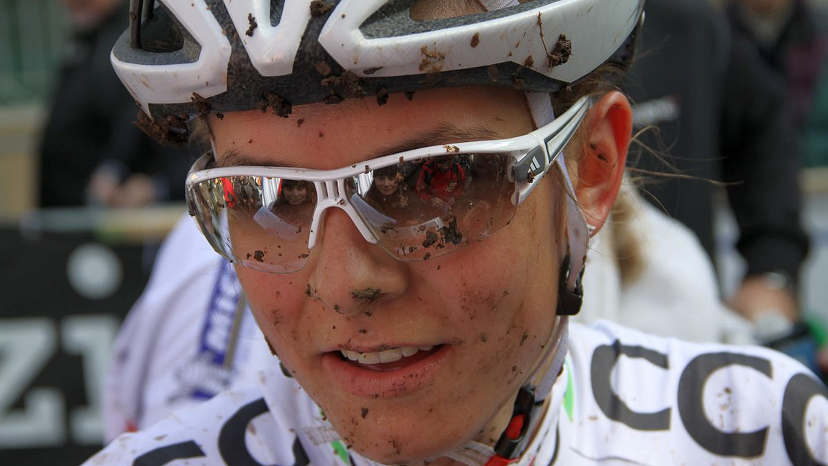 Maja Włoszczowska (CCC Polkowice) zajęła drugie miejsce w silnie obsadzonym wyścigu najwyższej kategorii (HC), który odbył się na najsłynniejszej kolarskiej trasie w belgijskim Houffalize.