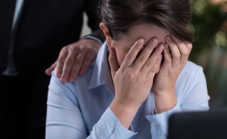 Jak sprowadzić zwłoki i szczątki ludzkie z zagranicy [Procedura, pozwolenia, reżim sanitarny]