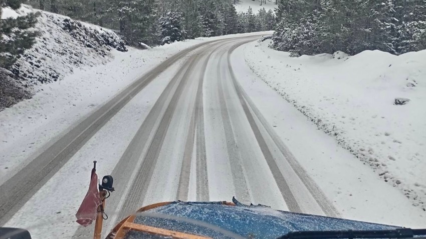 Sneg pravi probleme na Tari