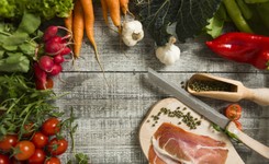 W życie weszła niższa stawka VAT m.in. na żywność, ciepło i paliwo