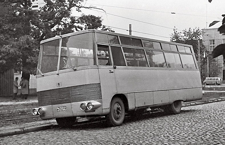 Autobusy z Sanoka - historia Sanockiej fabryki autobusów