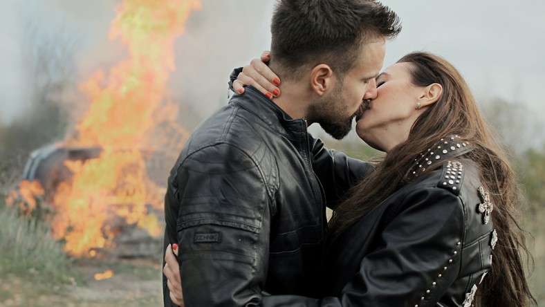 1ZbktkqTURBXy9hOGM0ZTMyMGJkMzAzNTA0MGMxM