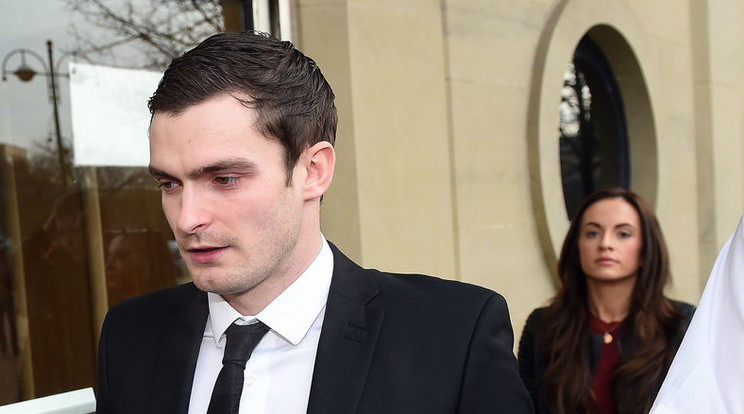 Adam Johnson a börtönbe vonulásakor/Fotó: AFP