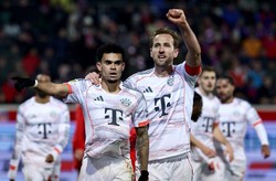 Bayern nadal niepokonany w Bundeslidze. Bez goli w "polskim" meczu