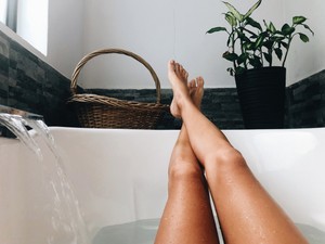 A pihe-puha talpak titka - 5 tipp, hogyan kezeld otthon a bőrkeményedéseket