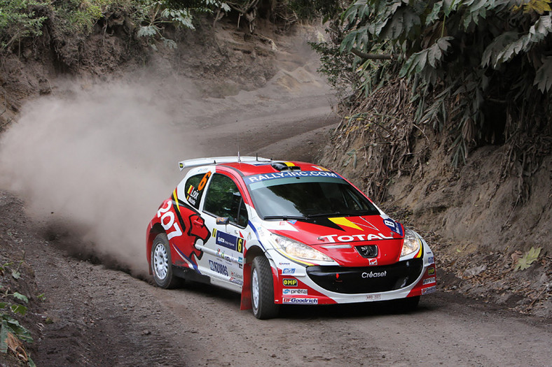 IRC – SATA Rally Acores: Kris Meeke i Peugeot 207 S2000 (fotogaleria)