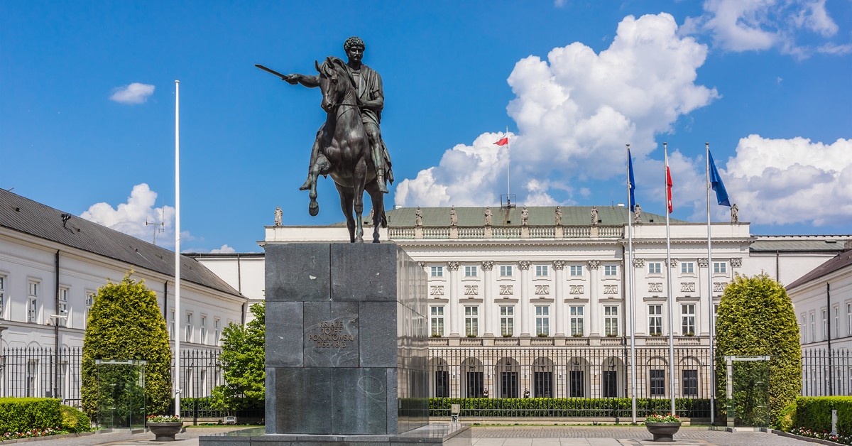 Klamka zapadła: wiek emerytalny w górę i taki sam dla kobiet i mężczyzn. Prezydent podpisał ustawę. Sprawdź, której grupy dotyczą zmiany