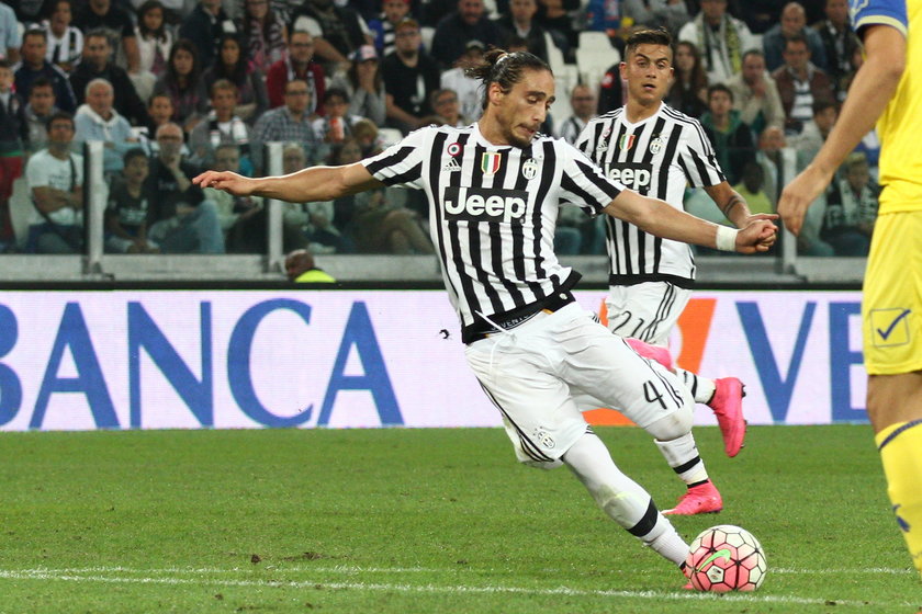 Piłkarz Juventusu skasował ferrari. Wcześniej pił alkohol
