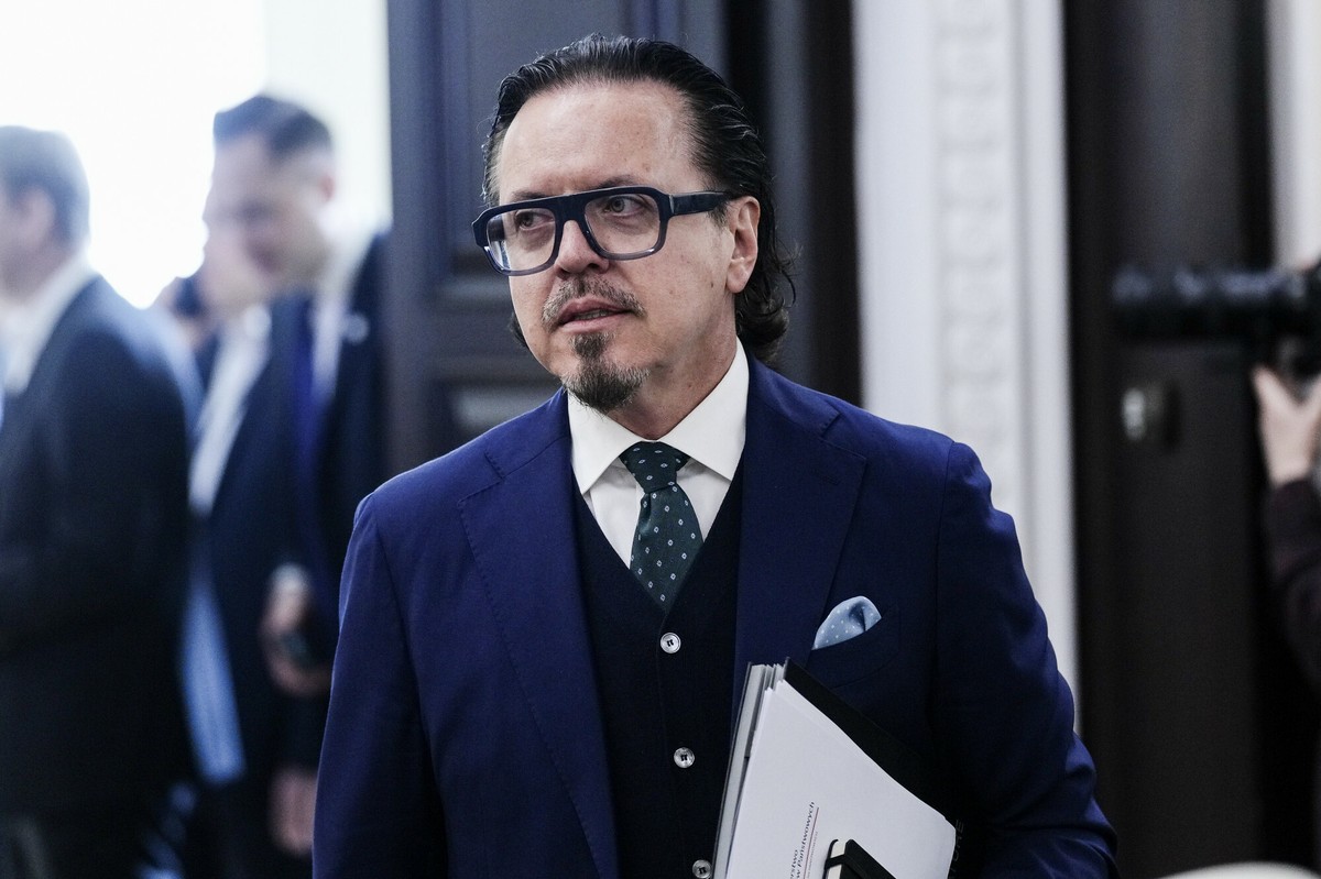 Minister komentuje zmiany w Poczty Polskiej. Wskazał powody odwołania prezesa