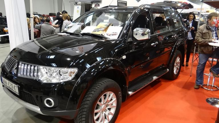 Mitsubishi pajero sport