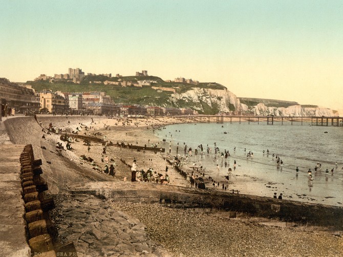 Evo kako se letovalo pre 130 godina, nećete verovati kako su žene dolazile na plažu