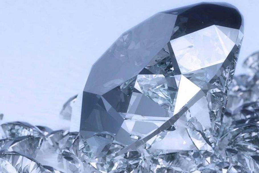 Sztuczne diamenty będzie można kupić w Polsce