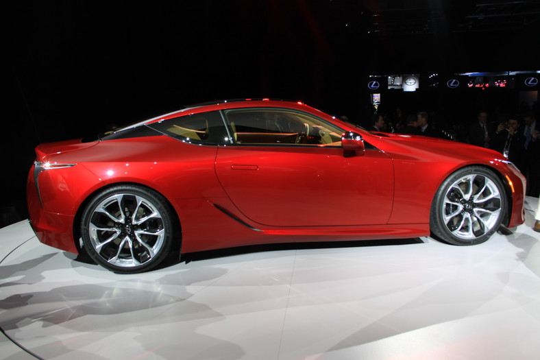 Lexus LC500 (Detroit 2016)