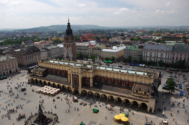 Kraków, Rynek Główny i Sukiennice. Fot. Shutterstock
