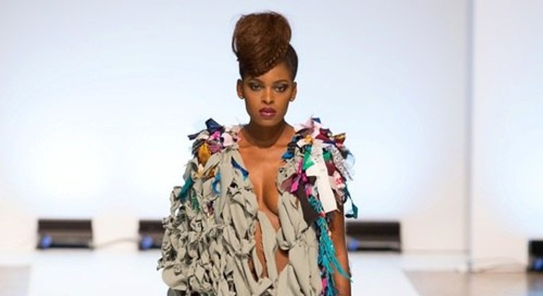 AAGUST's showcase at the AFWL 2015