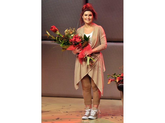 Skrzynecka w trampkach na teatralnej premierze? Tak!