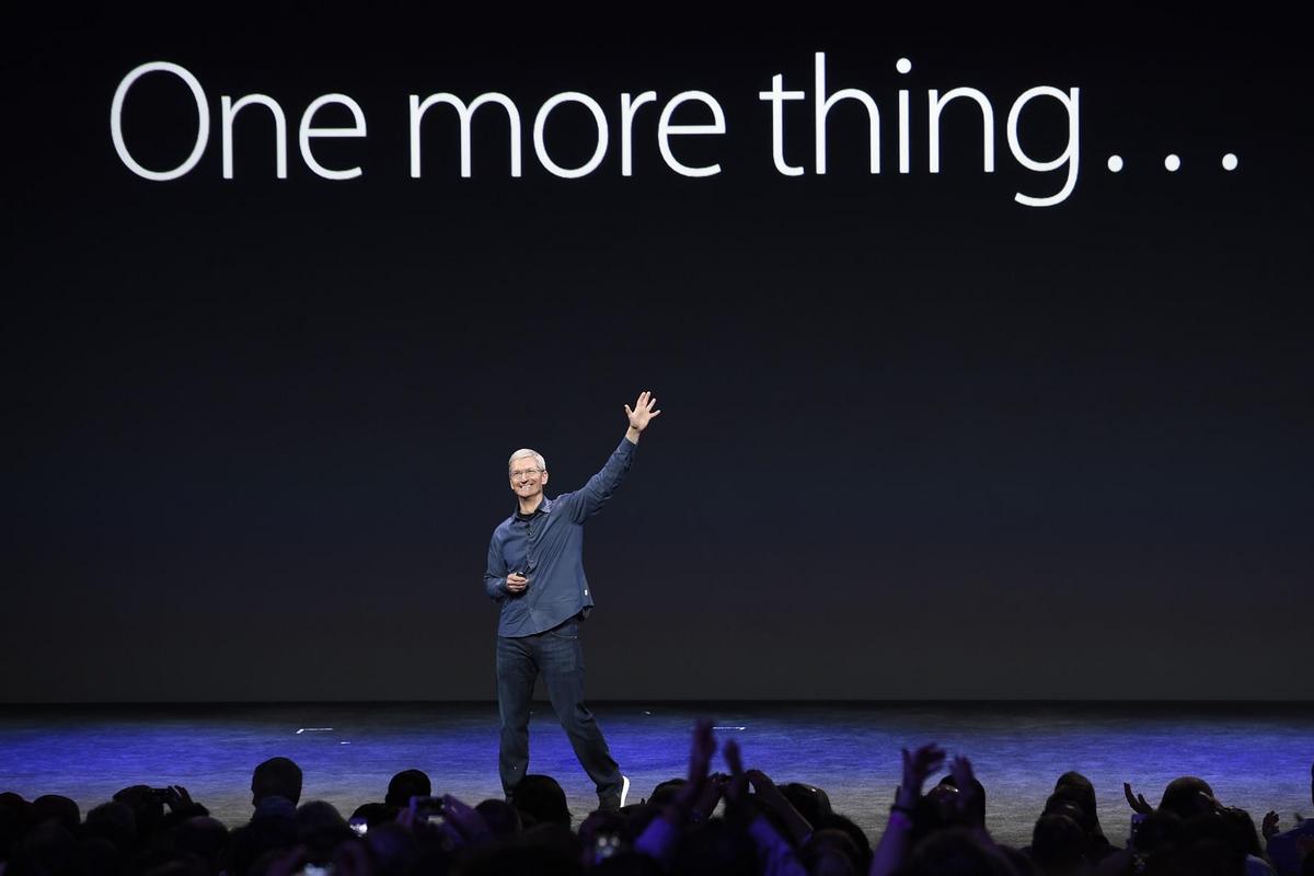 Уан море. One more thing. One more thing Apple.