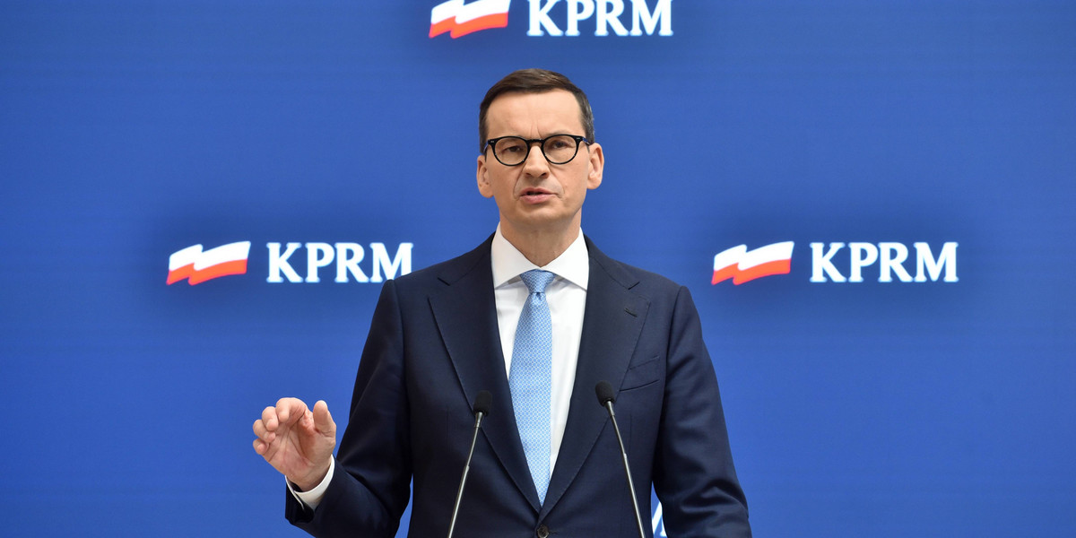 - Jak długo rząd PiS będzie rządził, będziemy starać się o jak najlepsze życie dla seniorów - obiecywał 17 maja premier Mateusz Morawiecki.