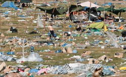 Wielkie sprzątanie po Przystanku Woodstock [ZDJĘCIA]