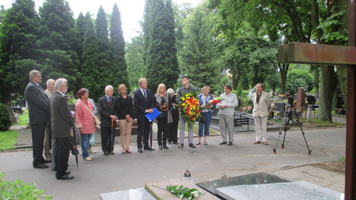 Spotkaniem przy grobie na cmentarzu na Dołach oraz mszą w kościele przy ul. Zgierskiej łodzianie uczcili pamięć Grzegorza Palki.