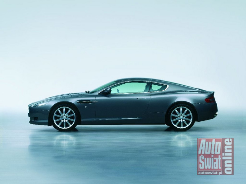 Aston Martin DB9