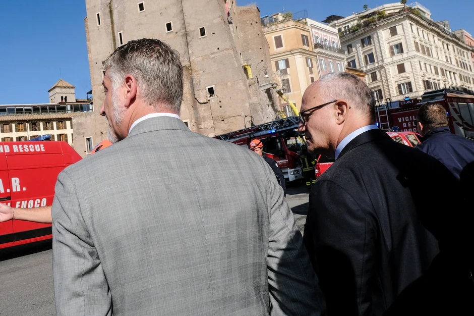 Urušila se kula kod Koloseuma