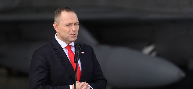 Sondaż. Prezydent Nawrocki czy rząd Tuska, kto lepiej dba o polskie sprawy na świecie?